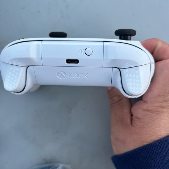 Xbox control - Picture 2 of 2